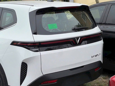 VinFast MPV 7 (Xe Gia Đình)