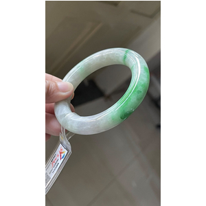 Vòng Ngọc Xanh Lý Cay