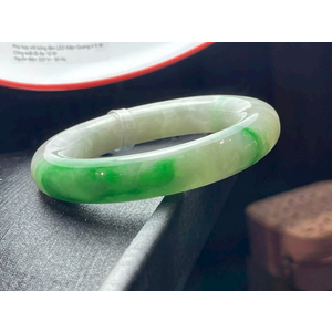 Vòng Ngọc Xanh Lý Cay