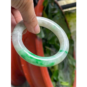 Vòng Ngọc Xanh Lý Cay