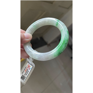 Vòng Ngọc Xanh Lý Cay