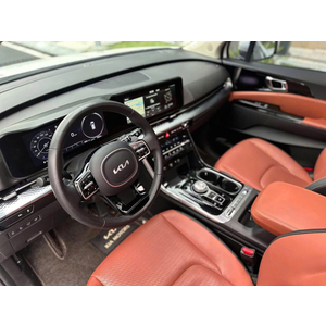 KIA Carnival 3.5G Signature 7 chỗ