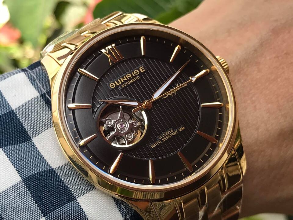 ĐỒNG HỒ LỘ CƠ SUNRISE 7002SA