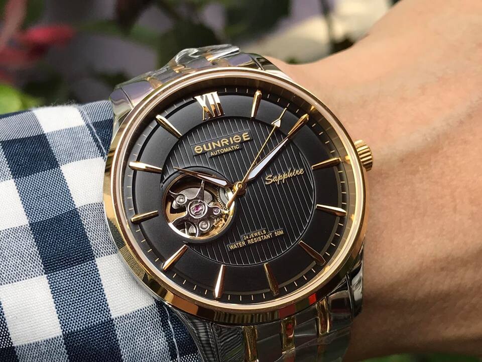 ĐỒNG HỒ LỘ CƠ SUNRISE 7002SA