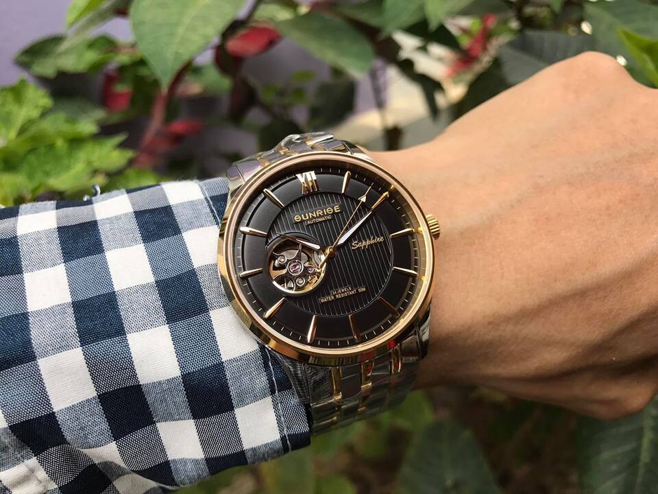 ĐỒNG HỒ LỘ CƠ SUNRISE 7002SA