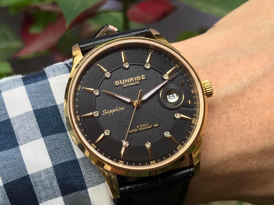 ĐỒNG HỒ CƠ DÂY DA SUNRISE 7002PB