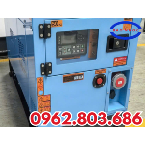 BÁN MÁY PHÁT ĐIỆN KUBOTA 25KVA GÁC CONTAINER LẠNH