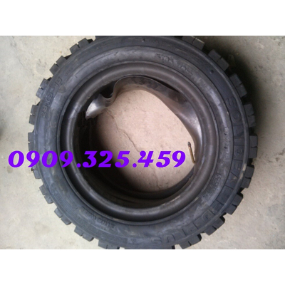 VỎ HƠI XE NÂNG 28x9-15(8.15-15) SOLIDEAL
