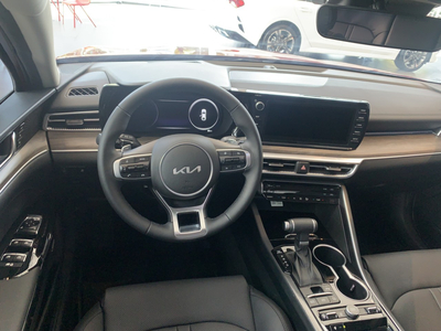 KIA K5 2.0 Premium