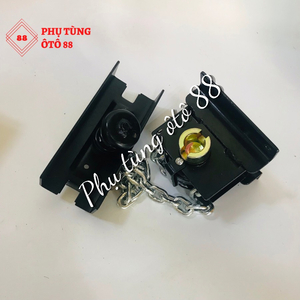 BỘ TREO LỐP DỰ PHÒNG XE TẢI ISUZU 5 TẤN 4HK1 - 8970109551