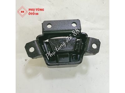 CHÂN MÁY SAU ISUZU 15 TẤN FVM