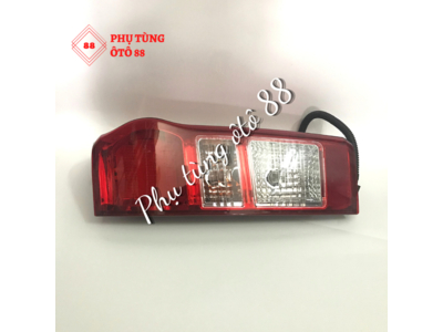 ĐÈN HẬU DMAX 2015, CÓ LED. GIÁ TỐT