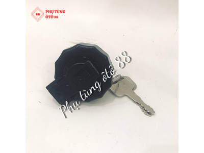 NẮP BÌNH DẦU, NẮP THÙNG NHIÊN LIỆU ISUZU QKR 91PS, QKR 270, QKR 230. GIÁ TỐT