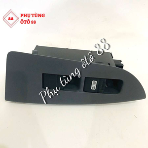 CÔNG TẮC LÊN XUỐNG KÍNH XE TẢI ISUZU NQR 5 TẤN CHÍNH HÃNG