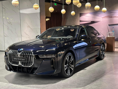 BMW 735i Msport All New