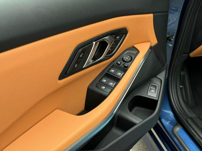 BMW 320i Sport Line LCI 2025