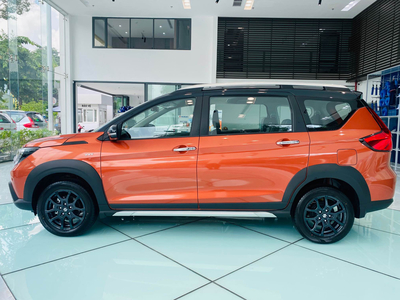 Suzuki XL7 Hybrid 2 Tone