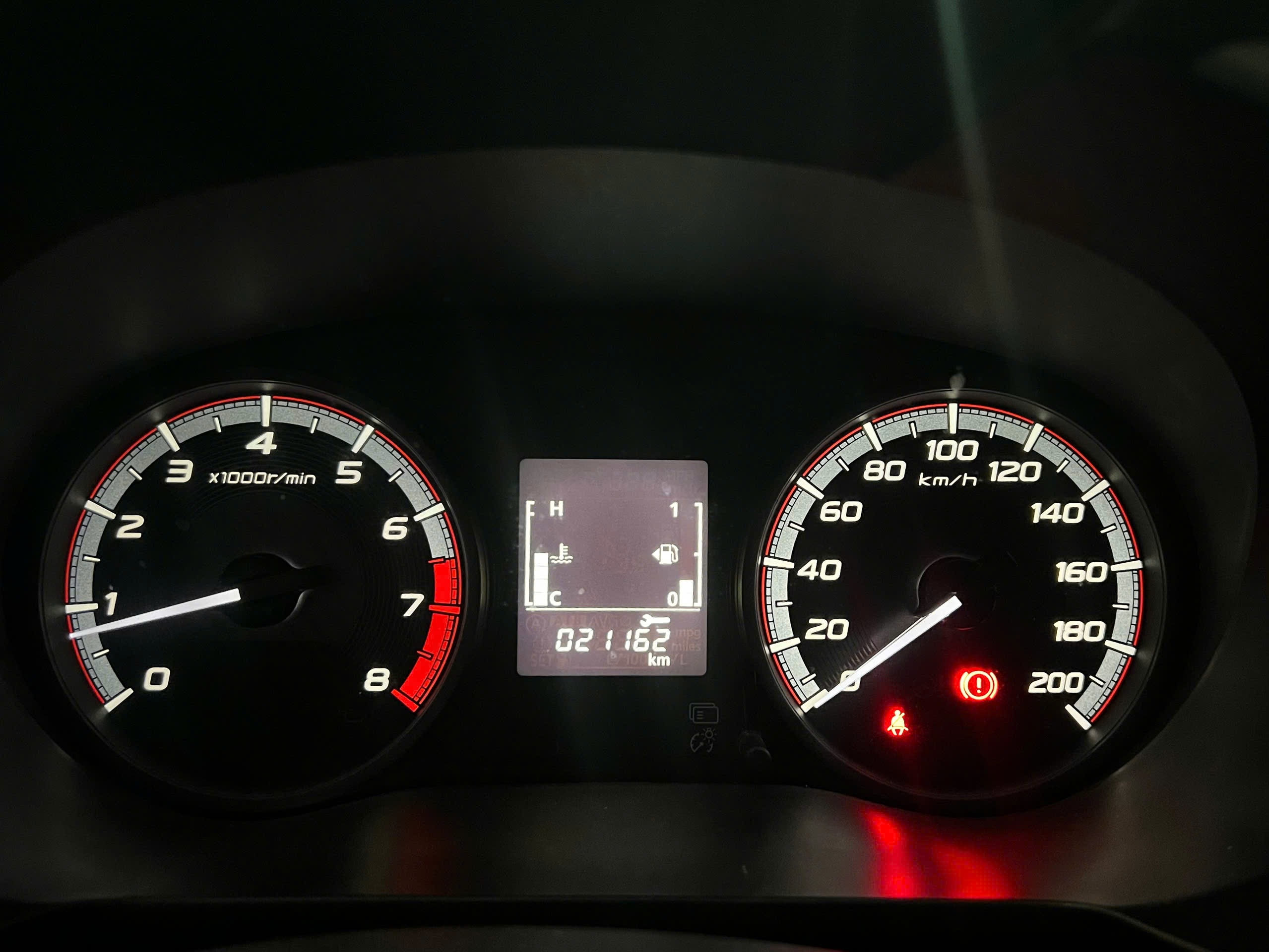 MITSUBISHI XPANDER 1.5L MT – GIÁ CHỈ 498 TRIỆU