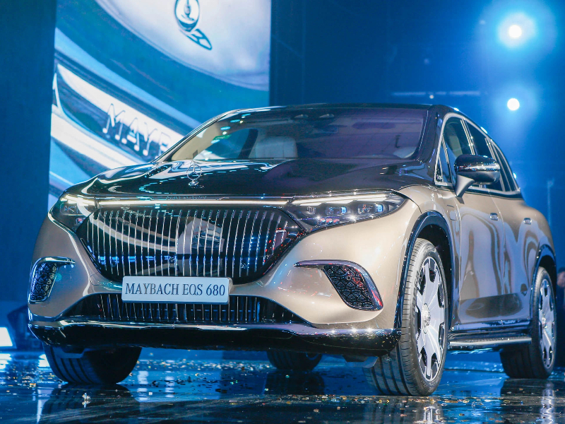 Mercedes-Maybach EQS 680 SUV