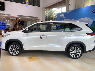 Toyota Innova Cross HEV 2024