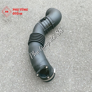 ỐNG DẪN GIÓ VÀO TURBO XE TẢI ISUZU NQR 5T CHÍNH HÃNG EURO 4