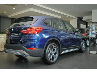 BMW X1 18i sDrive