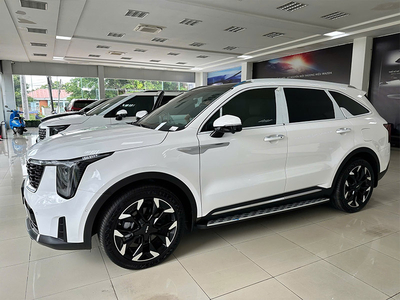 New KIA Sorento 2.5G Signature FWD