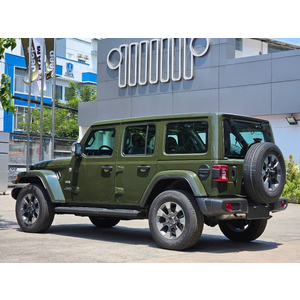 Jeep Wrangler Sahara