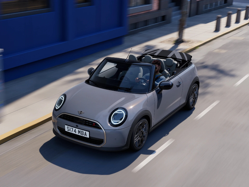 MINI Convertible S (Mui Trần)