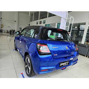 Suzuki Swift Hybrid 2-Tone