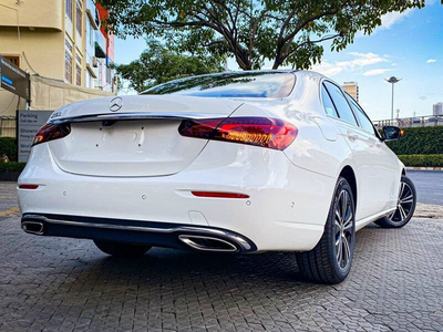 Mercedes-Benz E 180 2025