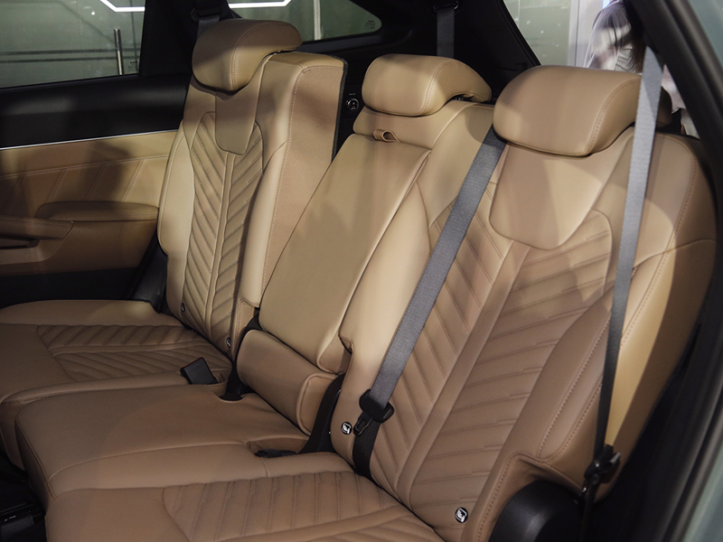New KIA Sorento 1.6 Turbo HEV Signature AWD
