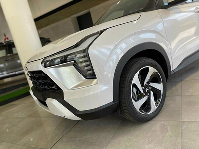 Mitsubishi Xforce GLX