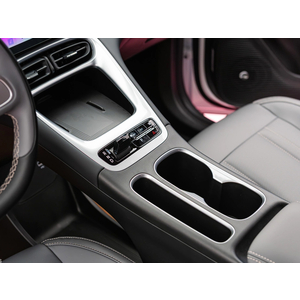 Geely EX2