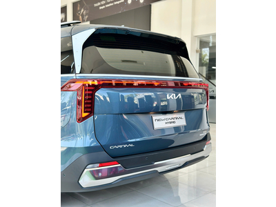 New Carnival 1.6T Signature 7S ( GHẾ VIP)