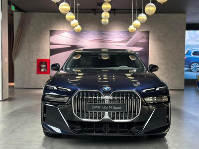 BMW 735i Msport All New