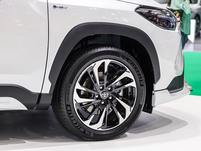 New Toyota Corolla Cross 1.8V