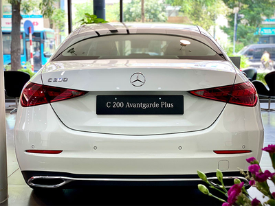 Mercedes-Benz C 200 Avantgarde Plus 2025 (V2)