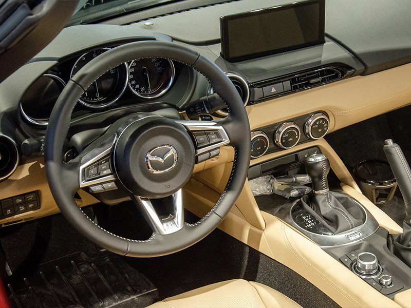 Mazda MX-5 2.0 ST Mui Mềm