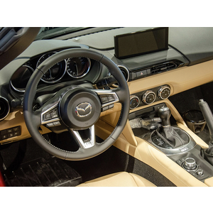 Mazda MX-5 2.0 RF Mui Cứng