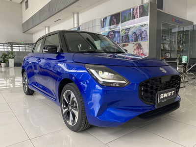 Suzuki Swift Hybrid 2-Tone