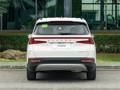 Hyundai Custin 1.5L Cao Cấp
