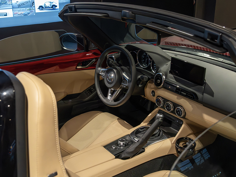 Mazda MX-5 2.0 ST Mui Mềm