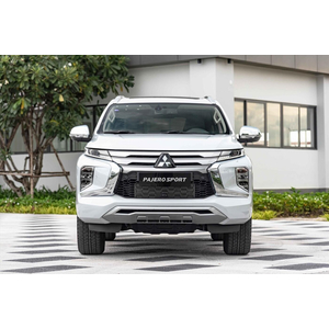 New Mitsubishi Pajero Sport Gasoline 4x4 AT - STD