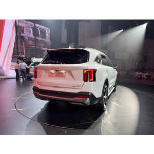 New KIA Sorento 1.6 Turbo HEV Signature