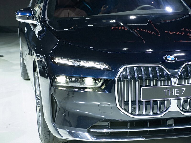 BMW 735i Pure Excellence