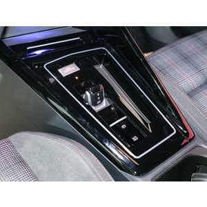 Volkswagen Golf 2025