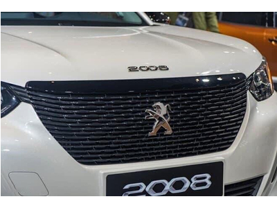 Peugeot 2008 AT