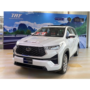 Toyota Innova Cross 2.0G 2026 - Bản máy xăng
