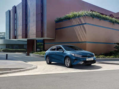 KIA K3 1.6 Deluxe (MT)